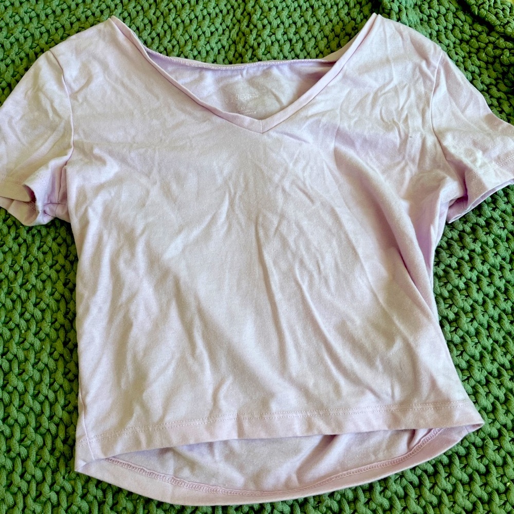 Cute cropped t shirt